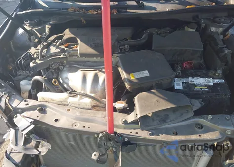 2016 Toyota Camry Xse z USA, uszkodzony, nr VIN 4T1BF1FK9GU148281